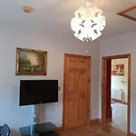 Welcome To Tunmobi Villa, Its Away From Home. Appartement *